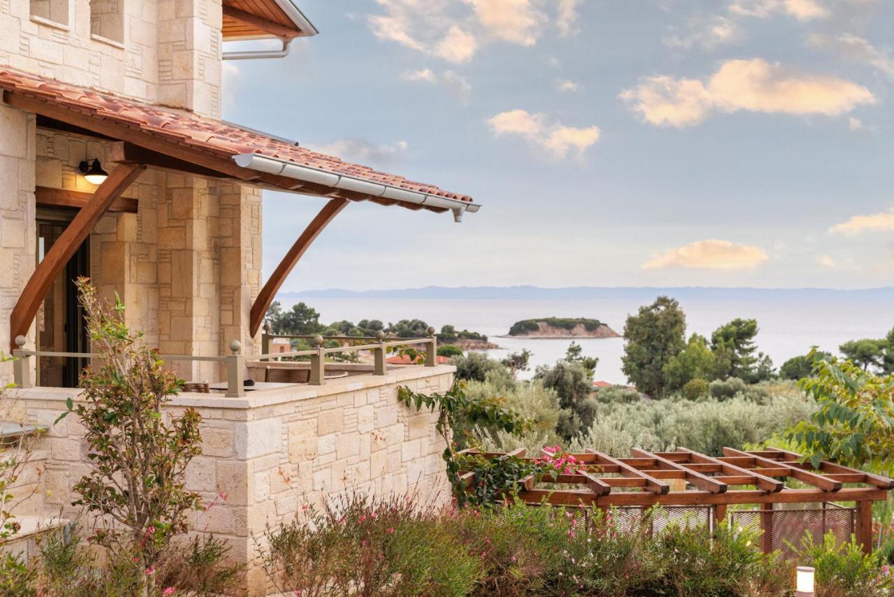 Kastri Elia Suites Nikiti  Extérieur photo